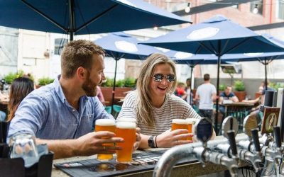 Outdoor Dining with Stylish Cafe Restaurant Umbrellas